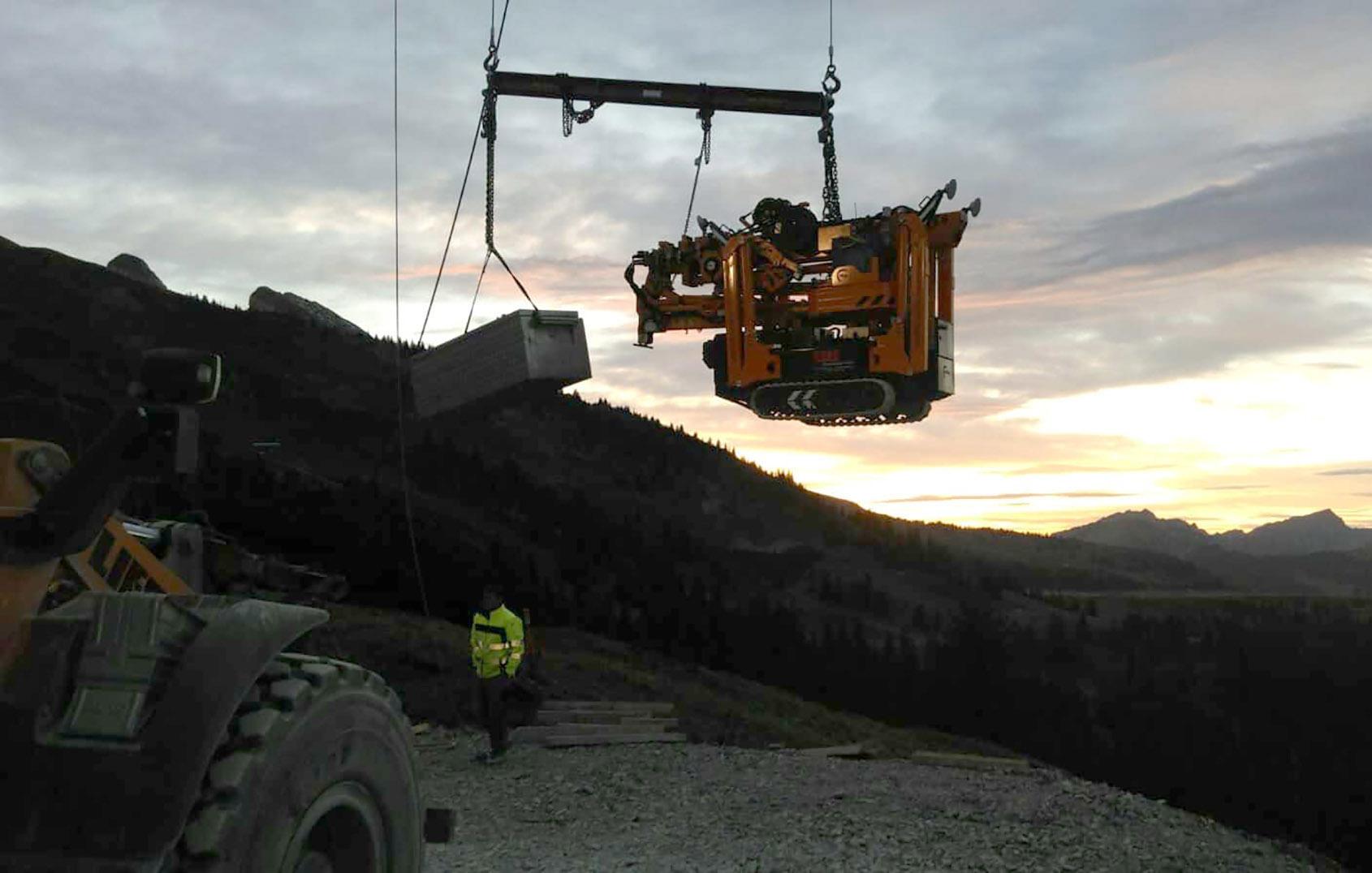 MIDT-NORSK KRAN AS Kranutleie, Løfteutstyrutleie, Verdal - 2