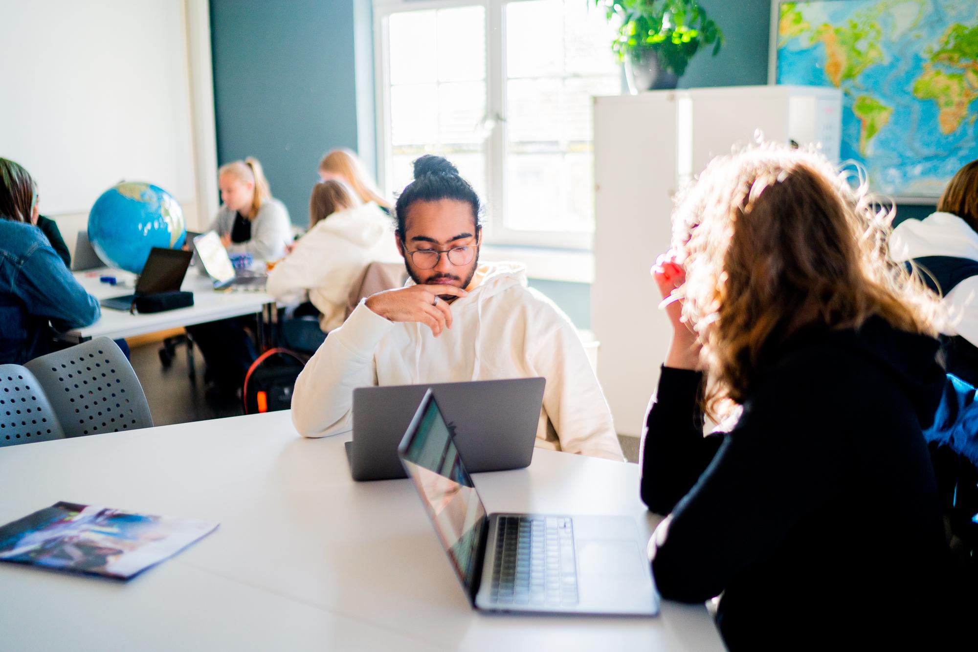 Akademiet VGS Heltberg Drammen Skole, Drammen - 2