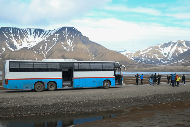 Svalbard Buss og Taxi AS Taxi, Svalbard - 1