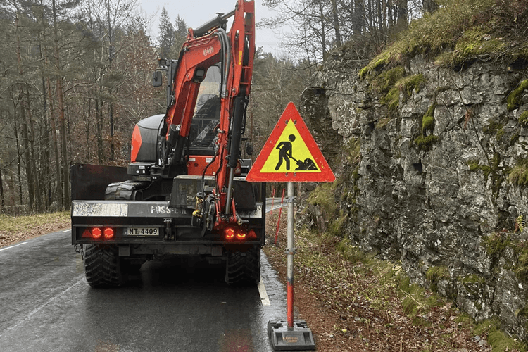 Utsogn Traktor og Maskinpleie Maskin, Maskinrekvisita, Kristiansand - 3