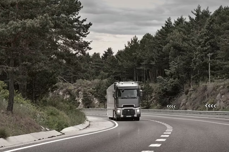 Trucknor Firda AS Bilverksted - Lette kjøretøy, Sunnfjord - 3