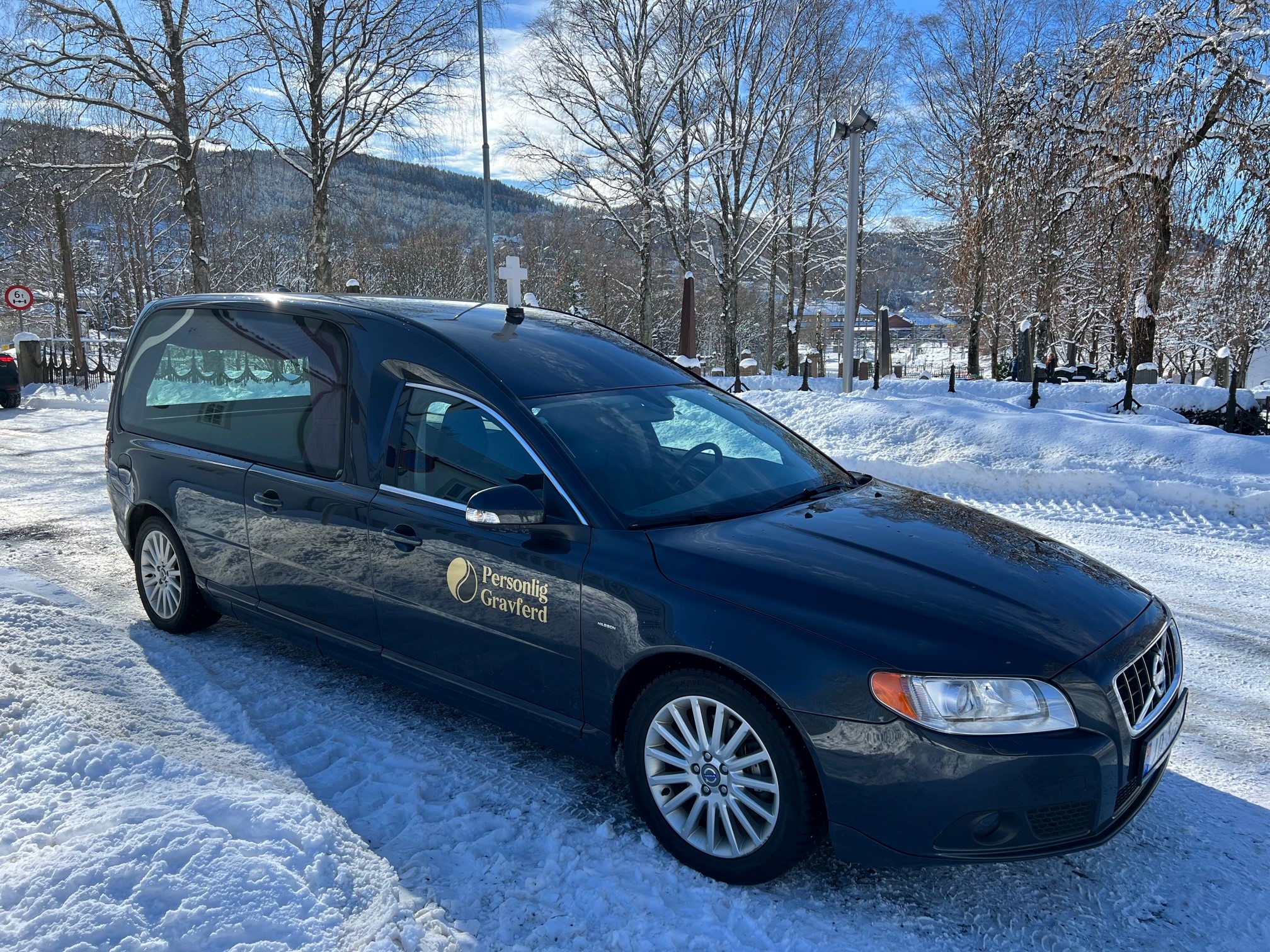 Lier, Røyken og Hurum Begravelsesbyrå (Personlig Gravferd) Begravelsesbyrå, Lier - 5